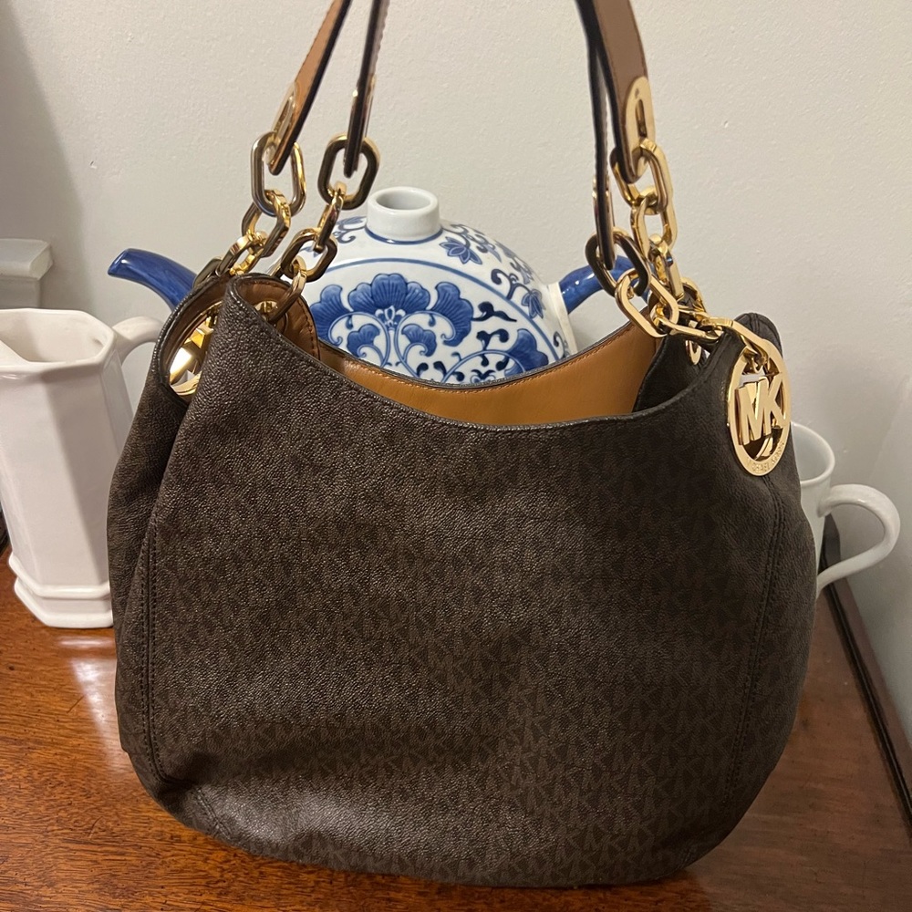 Michael Kors purse